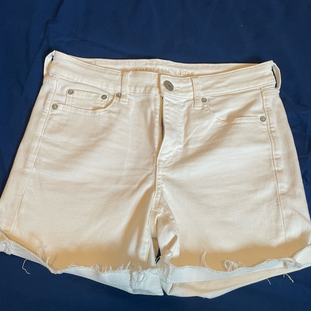 American Eagle Outfitters White Denim Shorts Distressed Hem